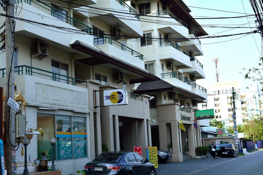 Modern Place Apartment Bangkok Eksteriør billede
